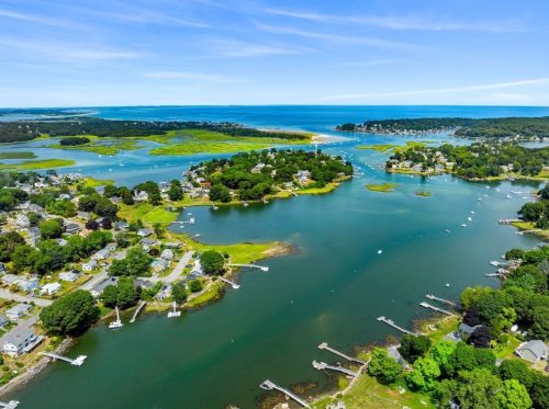 457 Washington St, Gloucester MA  01930-1777 exterior