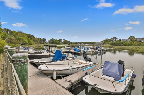 45 Mdw Vw Rd, Chatham MA 02633-2618 exterior