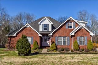 1026 Roger Reese Rd, Gallatin, TN 37066-9422