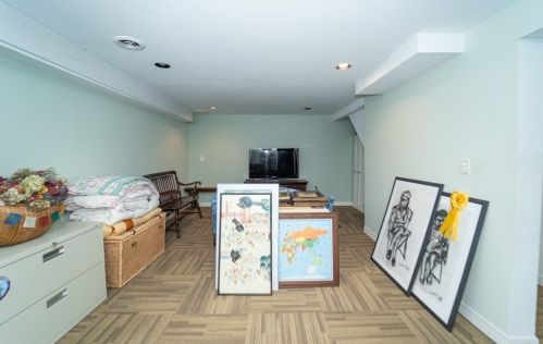 53 Standish Ave, Plymouth MA 02360-4165 exterior