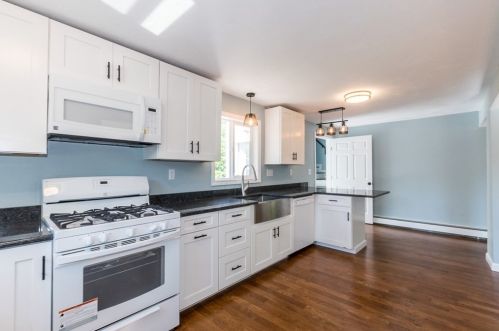 54 Aldrich Rd, East Bridgewater MA 02324-1331 exterior