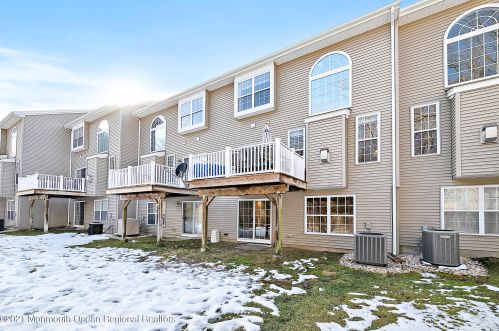 19 Brookfield Dr, Jackson Twp NJ 08527-3865 exterior