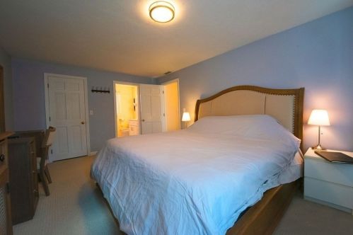 187 Woodland Rd, Southborough MA 01772-2039 exterior