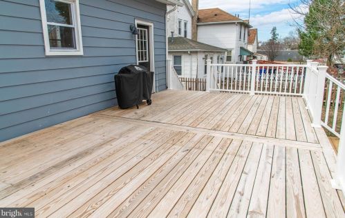 134 Mantua Blvd, West Deptford NJ 08051-1038 exterior