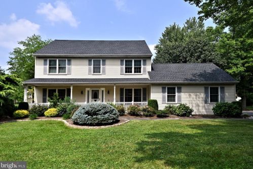 3 Brandon Cir, Phoenixville, PA 19460-1151