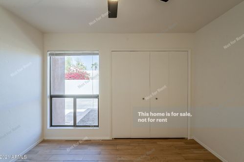 237 Denton Ln, Phoenix AZ 85014-2676 exterior