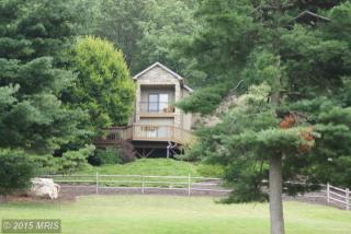 3035 Stillhouse Hollow Rd, Lees Cross Roads, PA 17257-9241