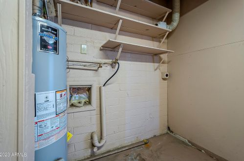 2324 Cactus Rd, Phoenix AZ 85032-7609 exterior