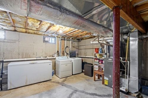 140 Grant St, Fall River MA 02721-1239 exterior