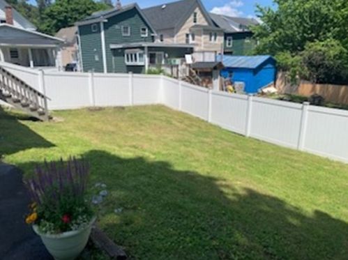 57 Oakland Ave, Methuen MA 01844-3673 exterior