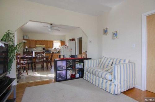 789 Kearny Ave, Kearny NJ 07032-2507 exterior