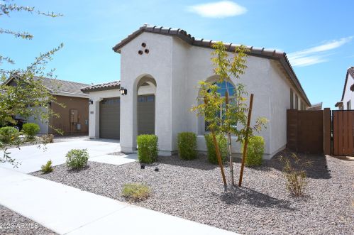 6918 12th Pl, Phoenix AZ  85042-1101 exterior