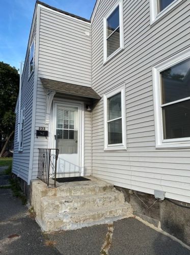 233 Water St, Quincy, MA 02169-6533