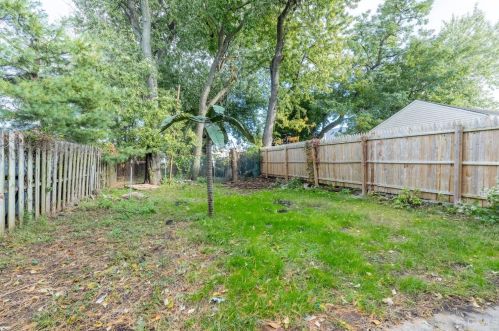 6 Railroad Ave, Carteret NJ 07008 exterior