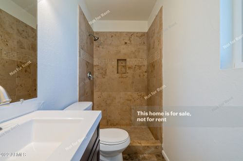 3030 Cactus Rd, Phoenix AZ 85029-2220 exterior