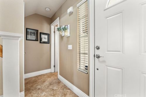 8035 Treeview Ct, Anaheim CA 92808-1553 exterior