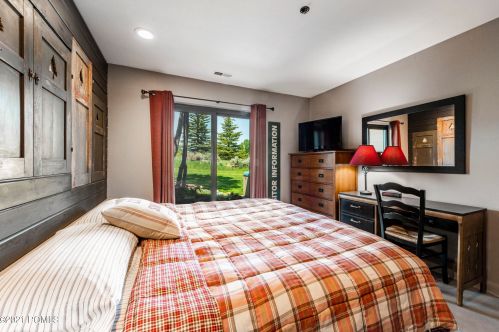 2161 Fenchurch Dr, Park City UT 84060-7822 exterior