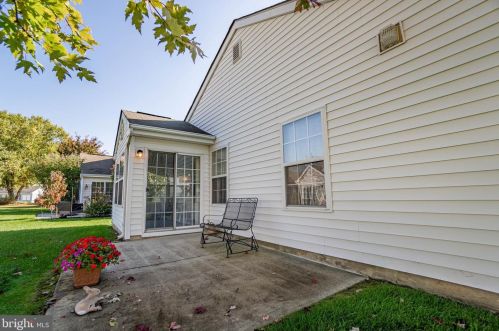 125 Sandpiper Ln, West Deptford NJ 08086-2196 exterior