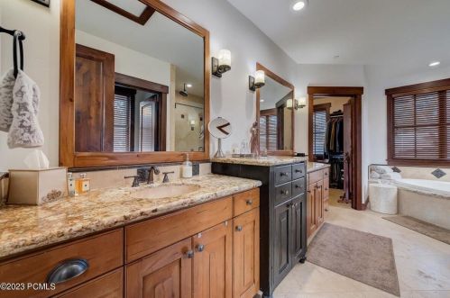 2870 Westview Trl, Park City UT 84098-6342 exterior