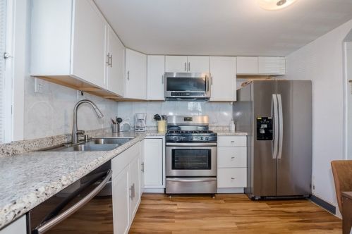 251 Sandwich St, Plymouth MA 02360-2132 exterior