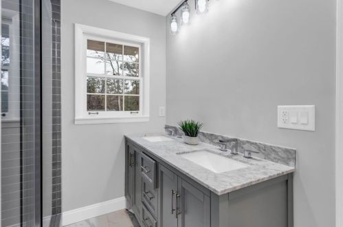 2022 Deren Way, Atlanta GA  30345-3710 exterior