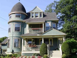 361 Albemarle Rd, Newton, MA 02460-1358