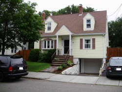 16 Melbourne Ave, Newton, MA 02460-1222