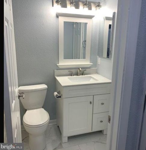 1031 Tristram Cir, West Deptford NJ  08051-2203 exterior