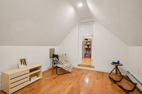 2 Trevor Ln, Worcester MA  01605-1081 exterior