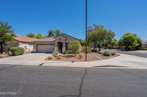 2728 Alameda Rd, Phoenix AZ  85024-6223 exterior