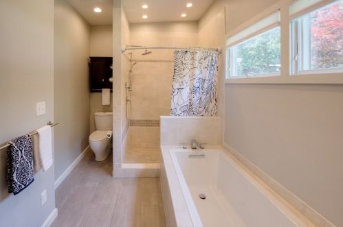 11 Forest Hill Dr, Worcester MA 01609-1013 exterior