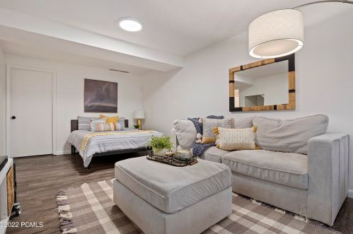 3036 Fawn Dr, Park City UT 84098-5368 exterior