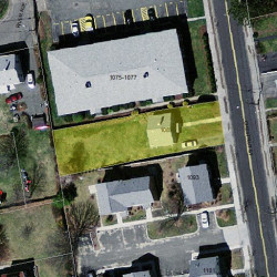 1089 Chestnut St, Newton MA 02464-1306 aerial view