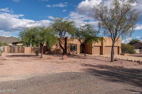 40227 2nd Dr, Phoenix, AZ 85086-0801