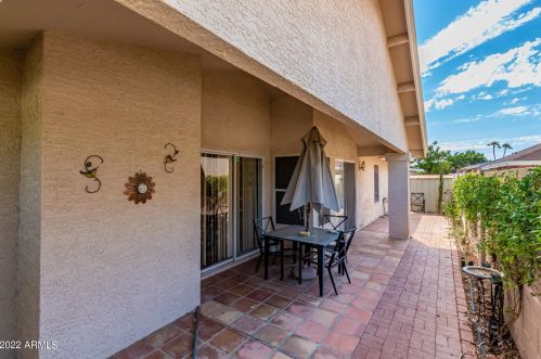 930 Annette Dr, Phoenix AZ 85022-1038 exterior