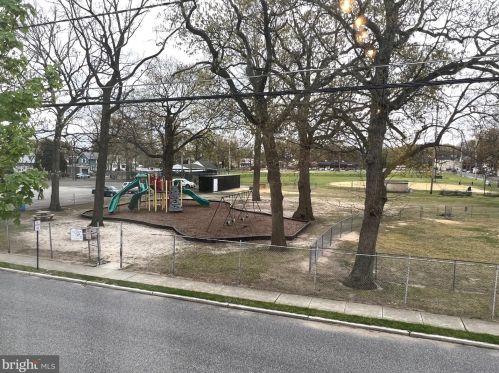 623 Wesley Ave, West Deptford NJ 08063-1247 exterior