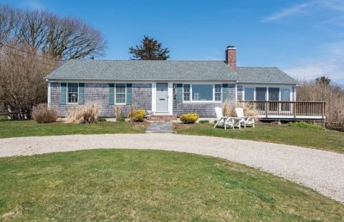 116 Fresh River Ln, Falmouth, MA 02540-2613