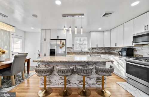 410 Lewistown Rd, Columbus NJ 08022-2222 exterior