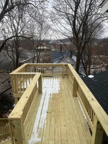 35 Oak Ave, Worcester MA 01605-2751 exterior