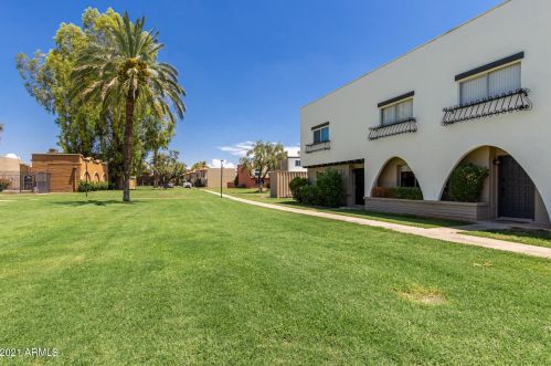 2858 Clarendon Ave, Phoenix, AZ 85016-7060