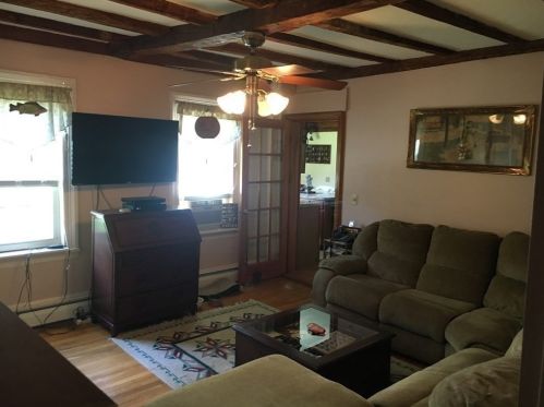 506 Elm St, West Bridgewater MA 02379-1122 exterior