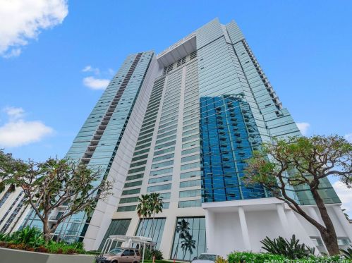 88 Piikoi St, Honolulu HI 96814-4245 exterior