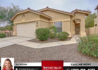 2555 Amber Sun Dr, Phoenix, AZ 85085-5076