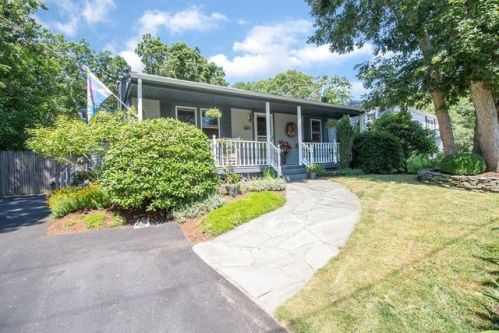 715 Rocky Hill Rd, Plymouth, MA 02360-5523