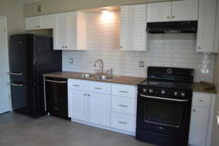 902 Monterosa St, Phoenix AZ  85013-3020 exterior