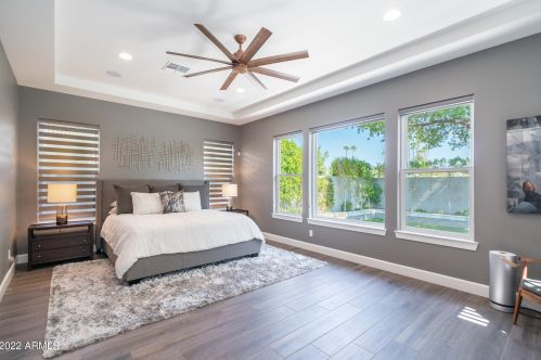 5311 2nd St, Phoenix AZ 85085-7756 exterior