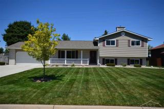 6400 Moreland Ln, Saginaw, MI 48603-2727