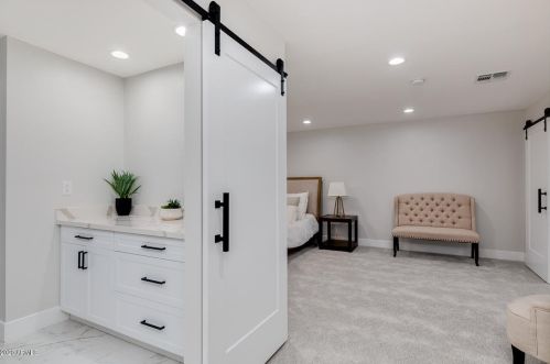 6320 4 Pl, Phoenix AZ 85012-1105 exterior