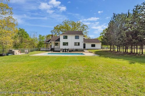 1120 Farmingdale Rd, Jackson Twp NJ  08527-1380 exterior