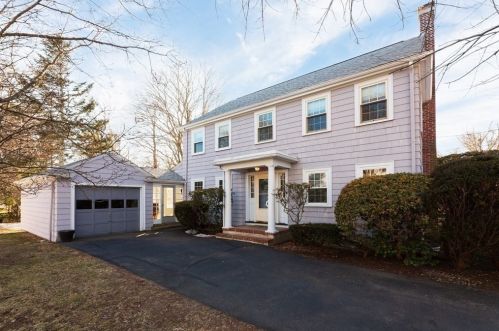 54 Rustlewood Rd, Milton, MA 02186-2808
